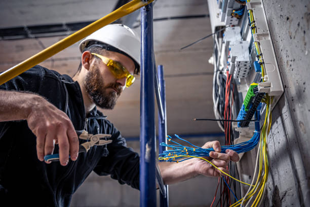 Best Affordable Electrician  in Broadview, IL